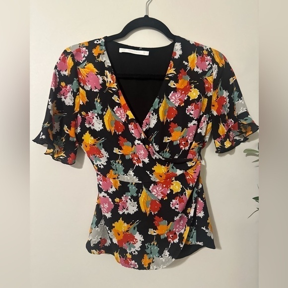 Zara trafaluc floral wrap short sleeve blouse‎ small - Picture 1 of 9